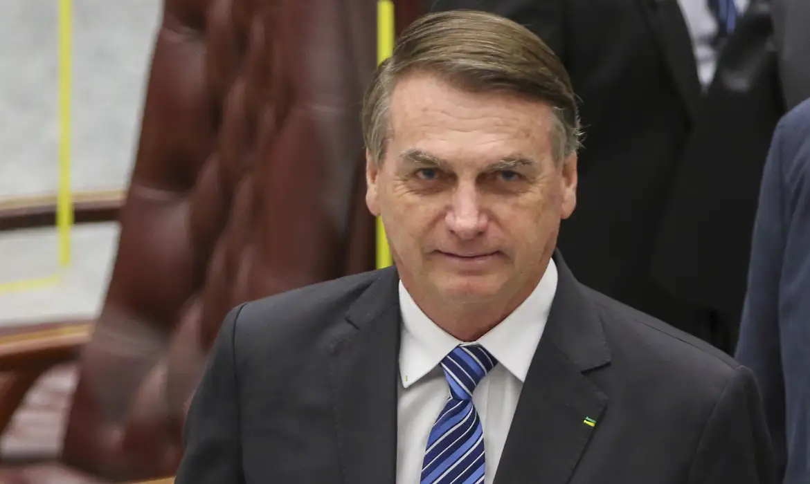 Bolsonaro continuará sob o monitoramento de tornozeleira eletrônica