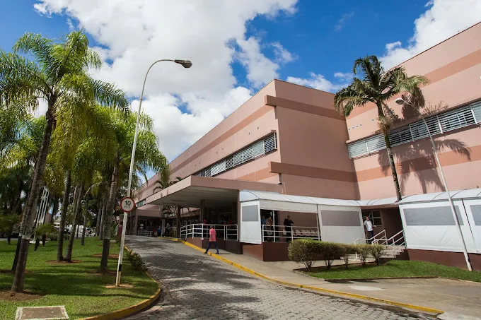 Ela foi socorrida e levada ao Pronto Socorro do Hospital Luzia de Pinho Melo