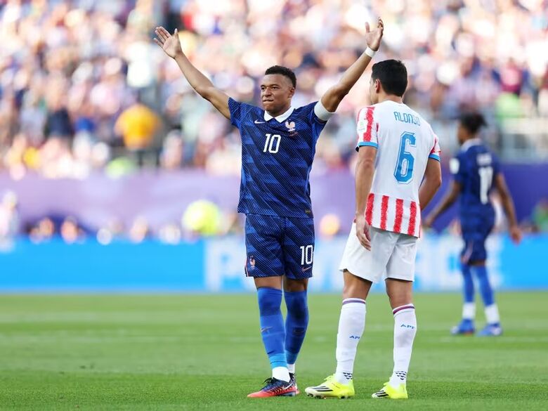 Mbappé empata com Messi na artilharia e chega a 19 gols em Mundiais