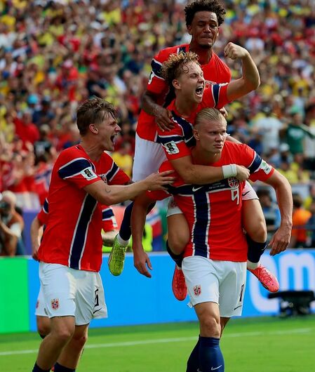 Brasil perdeu por 2 a 1 para a Noruega e deixou a Copa do Mundo