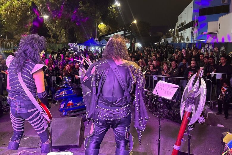 Evento promovido com apoio da Prefeitura contou com shows de rock, praça de alimentação, participação de motoclubes e presença do prefeito e da primeira-dama