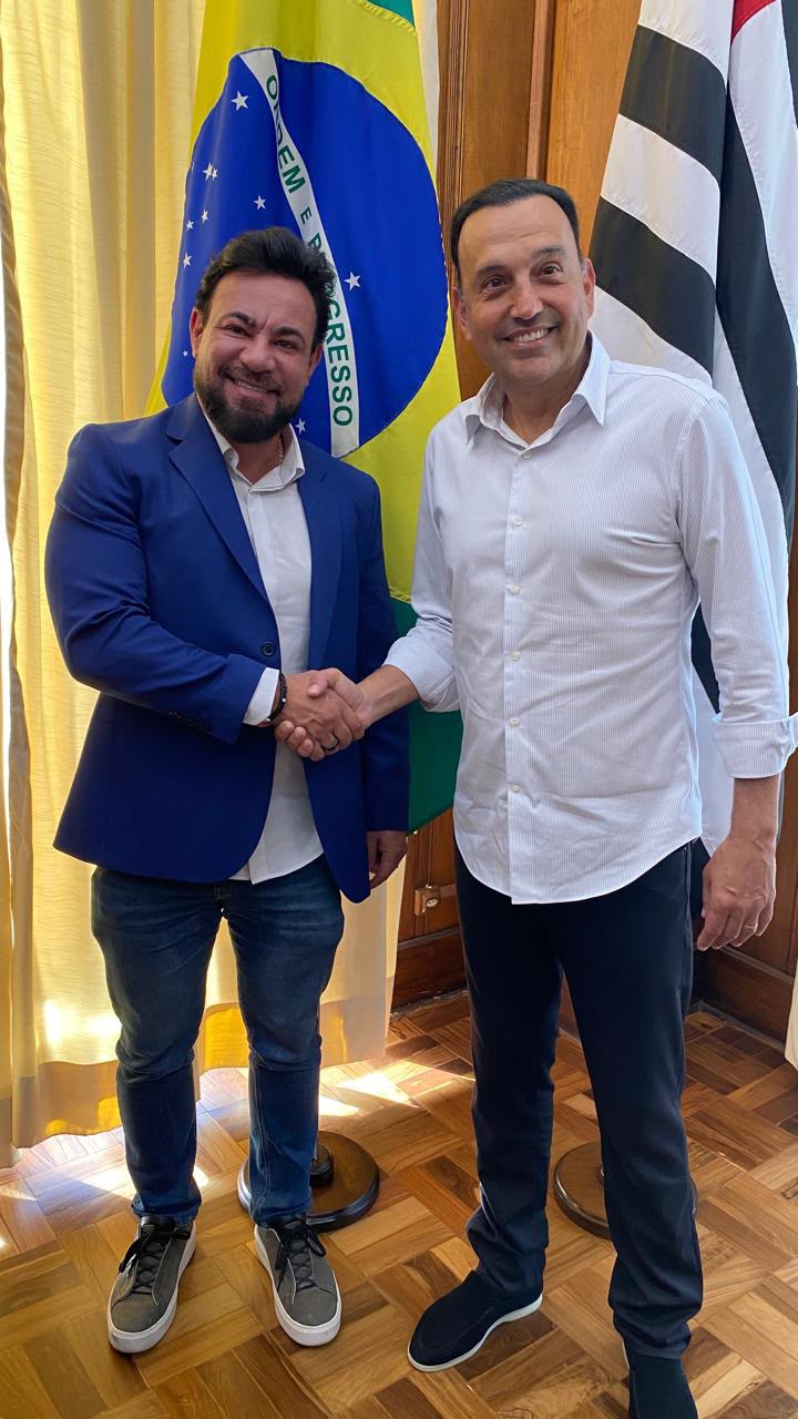 Secretário de Habitação de Poá reforça parceria em reunião com vice-governador Felicio Ramuth
