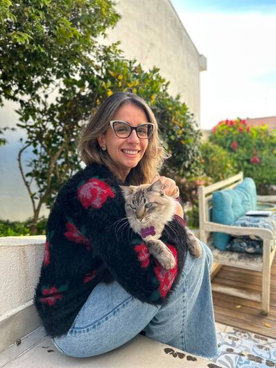 Segundo professora de Medicina Veterinária da Universidade de Mogi das Cruzes (UMC), cansaço extremo, perda de massa muscular, pelos brancos, alterações no sono ou desorientação dos animais de estimação exigem acompanhamento especializado