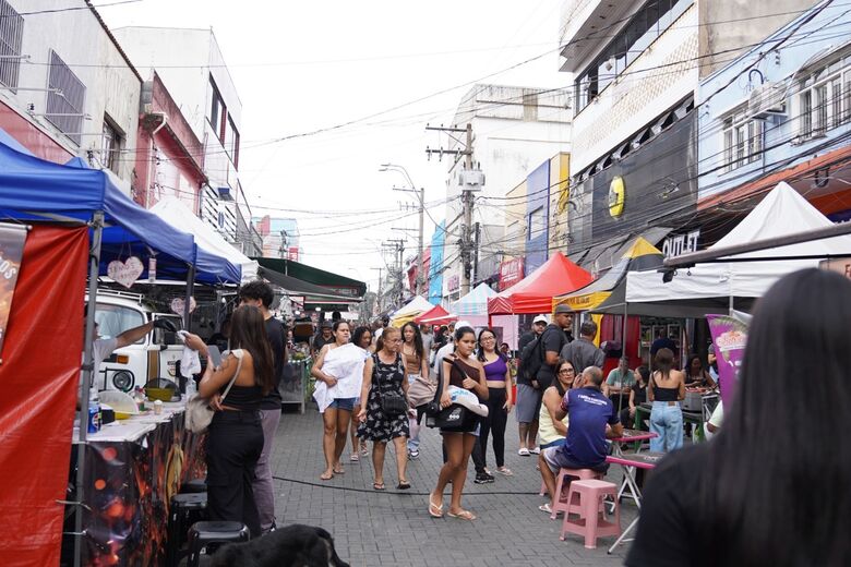 Evento reúne gastronomia, música e lazer para toda a família