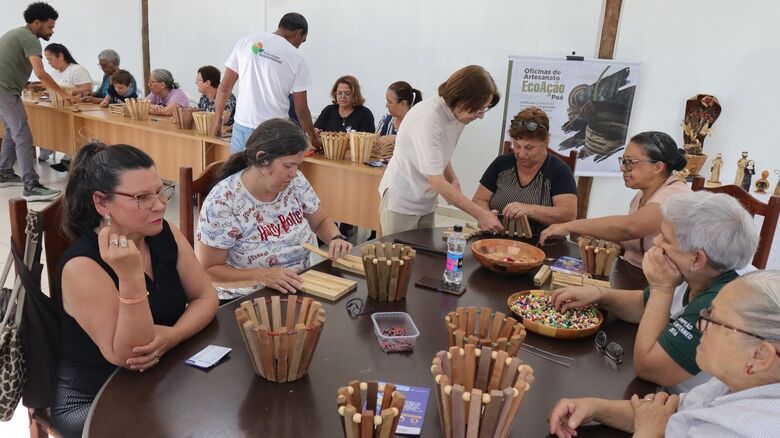 EcoAção Poá promove oficinas de artesanato sustentável e incentiva educação ambiental