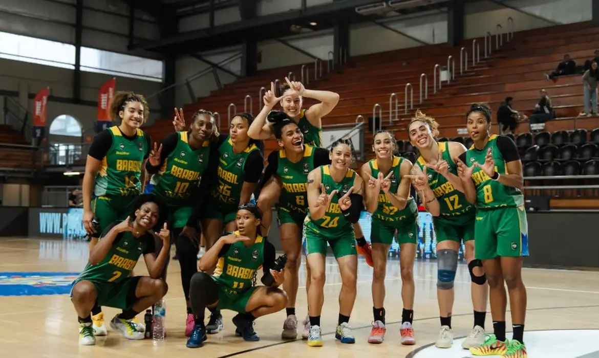 Seleção volta à quadra às 14h da próxima quinta (6)