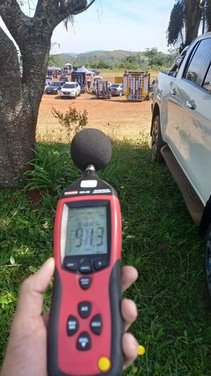 GCM e Fiscalização de Posturas encerram evento irregular com mais de 700 pessoas 