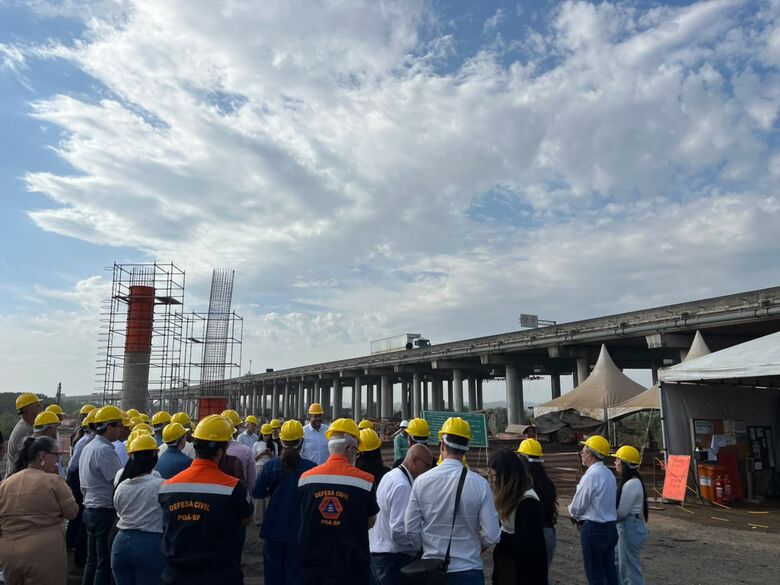 Alças alcançaram 30% de conclusão e alguns viadutos devem ser liberados em 2027