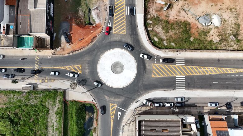 Avenida Roberto Simonsen recebe 180 mil veículos nos primeiros quatro meses do novo trecho