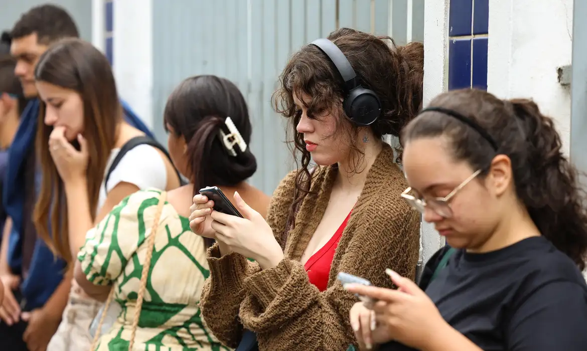 No Norte e Nordeste, é maior a dependência de 'bicos'