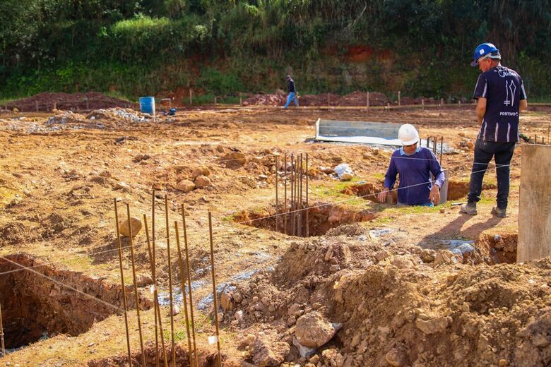 Unidade está na fase de fundação e representa mais um investimento para ampliar o atendimento à população