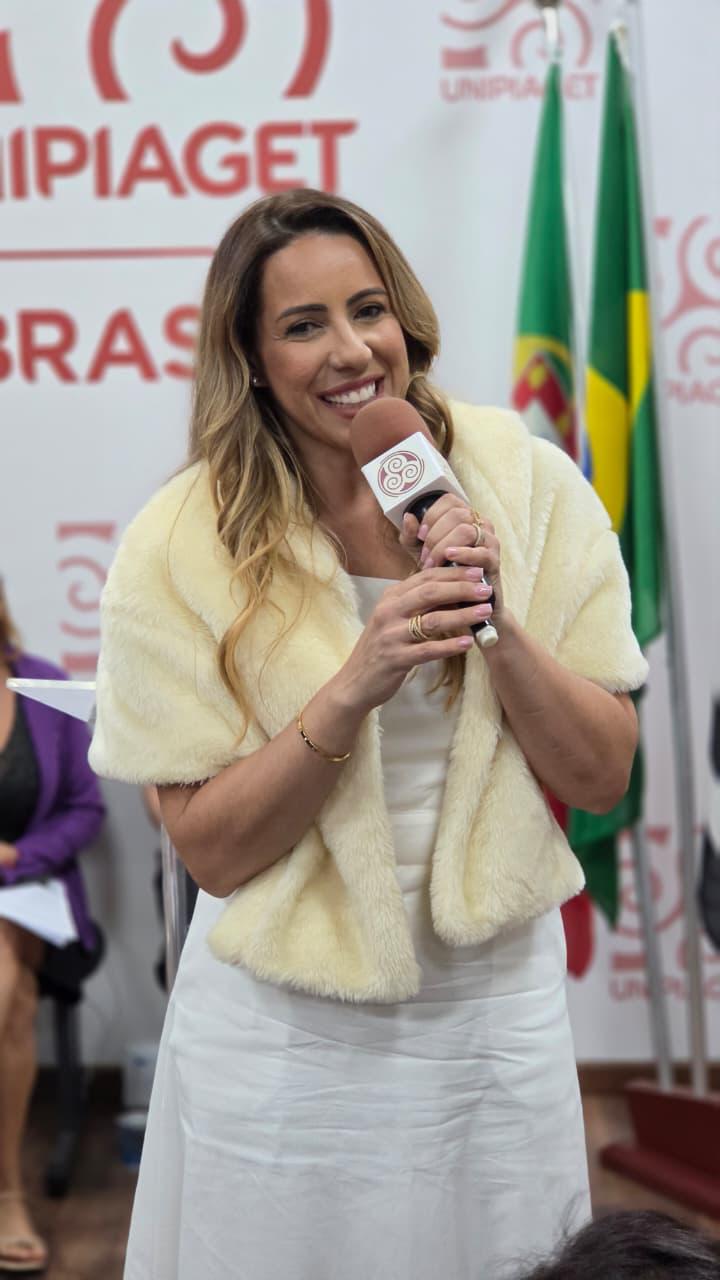Flavia Souza é patrona da 15ª turma de Promotoras Legais Populares