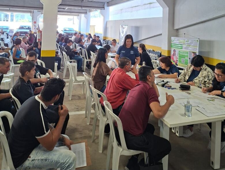 Mutirão de Emprego recebe mais de 550 candidatos