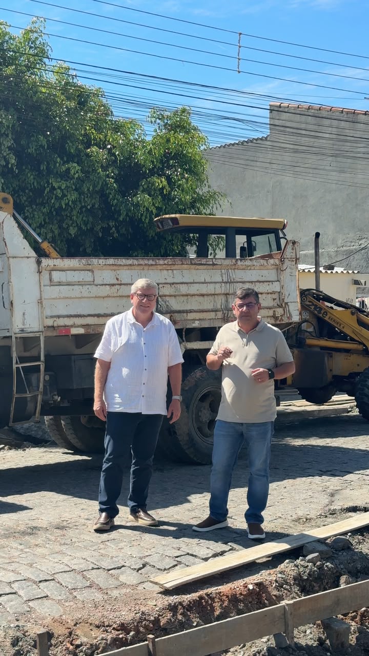 Segundo o vereador, a recuperação dos sarjetões é importante para melhorar o escoamento da água e as condições de circulação nas vias, trazendo mais segurança e qualidade de vida para quem mora no bairro.