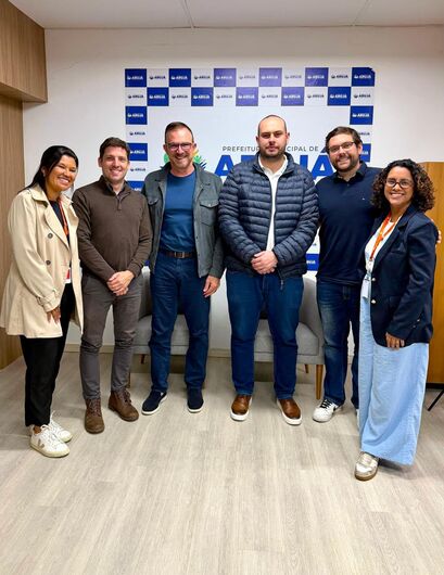 Reunião realizada nesta segunda-feira (24) com o prefeito Dr Camargo, deu inicio as tratativas para a ação prevista para setembro; empresa deve gerar quase 3 mil empregos