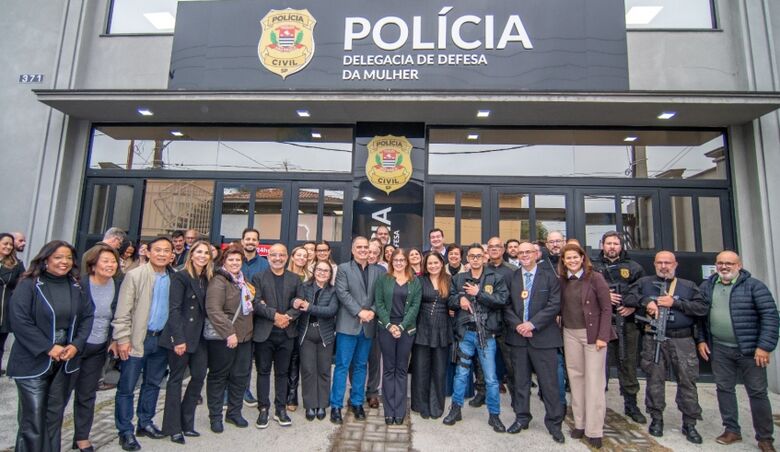 Foi oficializado, na tarde desta quinta-feira (17), o atendimento 24 horas da Delegacia de Defesa da Mulher (DDM) de Mogi das Cruzes.
