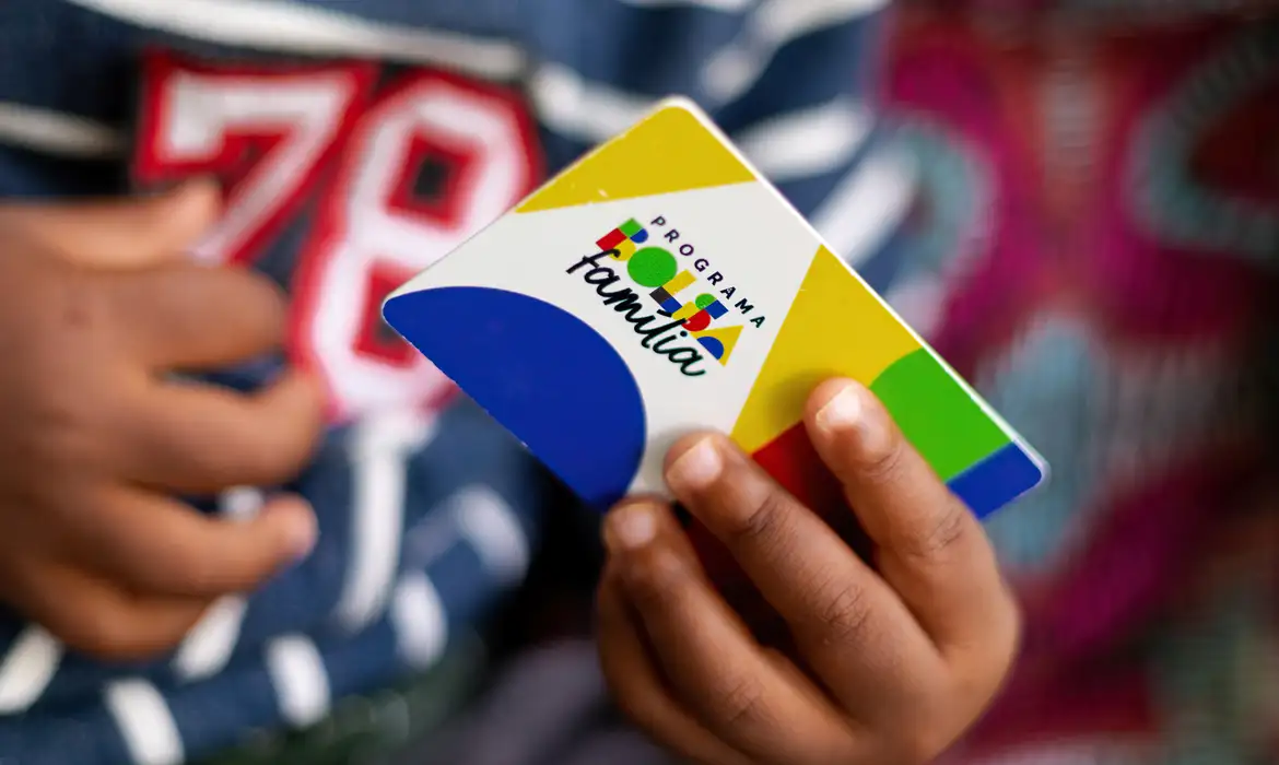 Mais de 2 mil famílias deixam o Programa Bolsa Família em julho 
