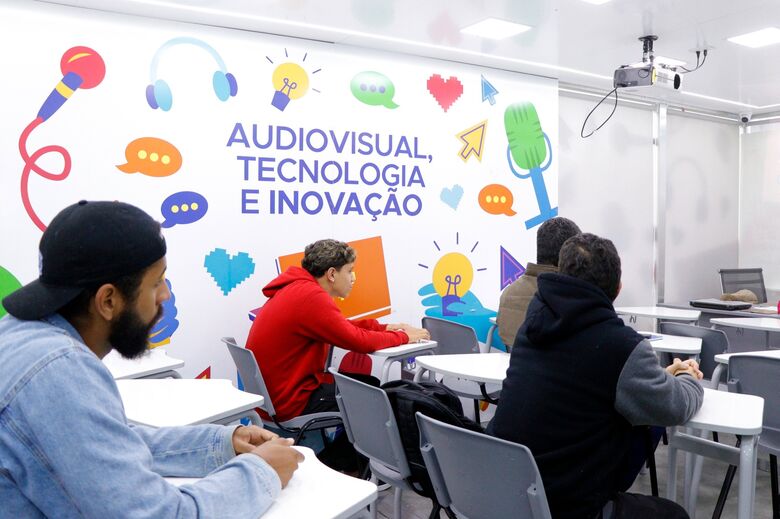 Mais uma oportunidade de qualificação profissional por meio do programa estadual 