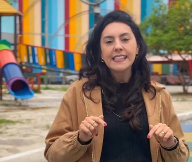 PRISCILA GAMBALE Utilizou as redes sociais para falar do Centro de Convenções