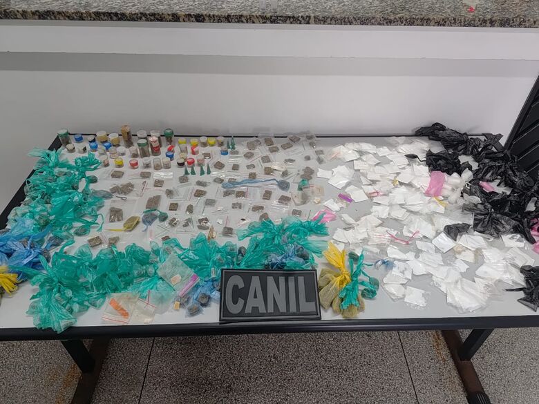 Entorpecentes foram retirados de circulação durante ações realizadas na região norte do município na tarde de quarta-feira (23/09)