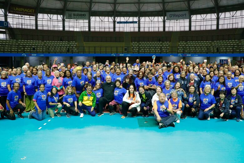 Mais de 700 pessoas participam das atividades da 'Gincana da Melhor Idade'