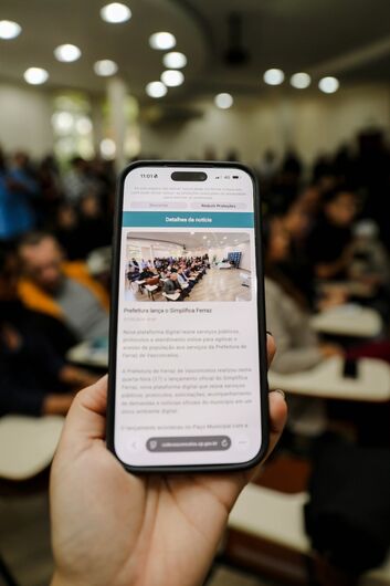 Simplifica Ferraz É uma plataforma digital