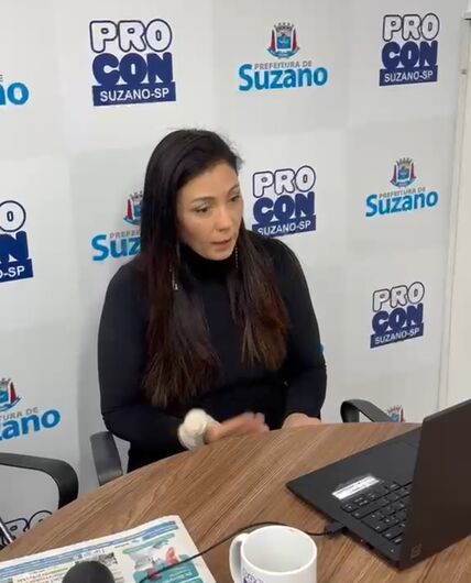 A diretora do órgão municipal, Daniela Itice, trouxe orientações práticas de condutas protetivas contra fraudes e golpes
