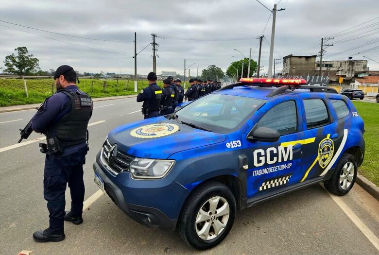 GCM mobilizou 11 patrulhas na tarde de quinta-feira (24) em Itaquaquecetuba e terminou com a apreensão de 1.940 porções de drogas pela cidade