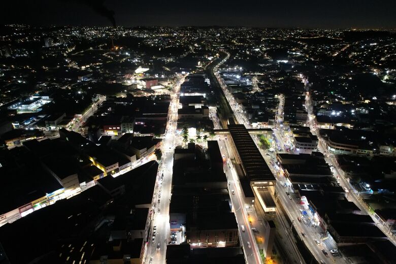 Prefeitura conclui modernização de 100% da iluminação pública de Ferraz com lâmpadas de LED
