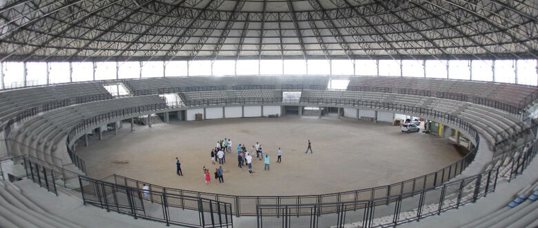 PARQUE MAX FEFFER Arena Multiuso deve ser concluída em fevereiro do ano que vem