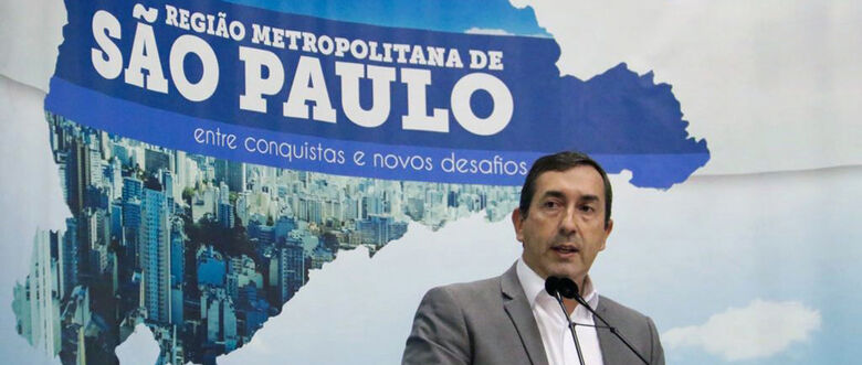 Em junho, o prefeito mogiano também participou do seminário “A Região Metropolitana de São Paulo” no centro de estudos do PSDB