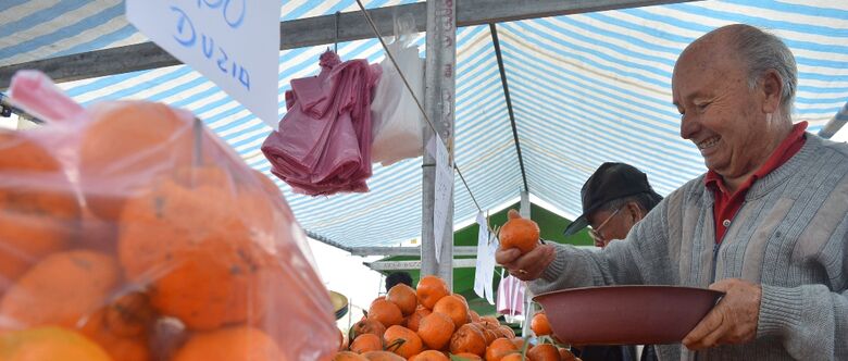 Suzanenses consomem em média R$ 60 quando vão as feiras de frutas e legumes da cidade