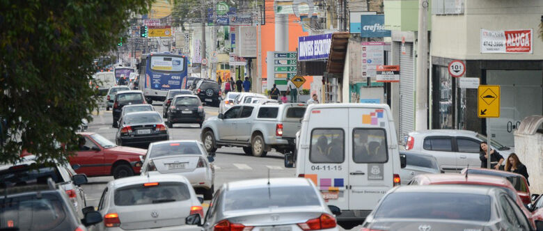 Neste ano, o licenciamento de qualquer tipo de veículo custará R$ 85,24