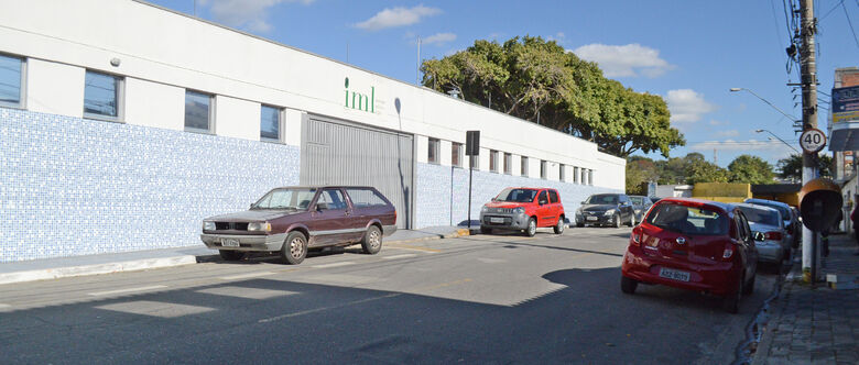 Antigamente, moradores viviam com problema do mau cheiro. Agora reclamam do furto de carros