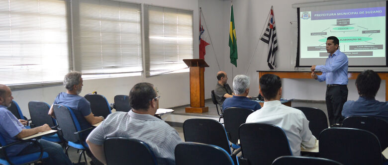 Orçamento foi apresentado em audiência pública