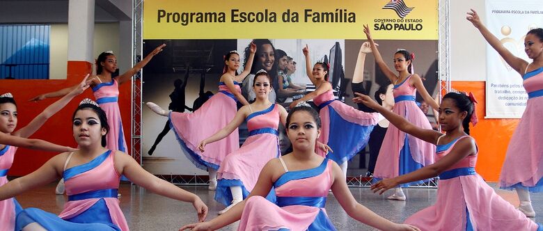 Ao todo, são 2,2 mil participantes do programa Escola da Família em todo o Estado