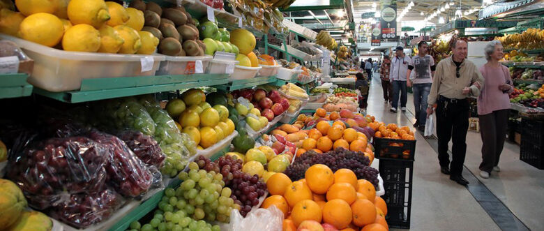 Após um primeiro semestre com queda nos preços, as frutas ficaram mais caras em quase todas as centrais de abastecimento (Ceasas) analisadas no mês de setembro