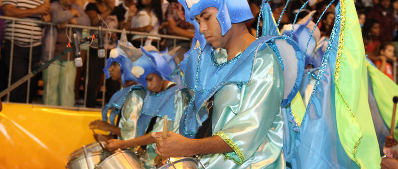Desfiles das escolas de samba foram cancelados neste ano