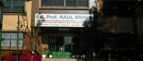Em Suzano, por exemplo, o interessado pode ir até a Escola Estadual Professor Raul Brasil, localizada na Rua Otávio Miguel da Silva, 52, no Parque Suzano
