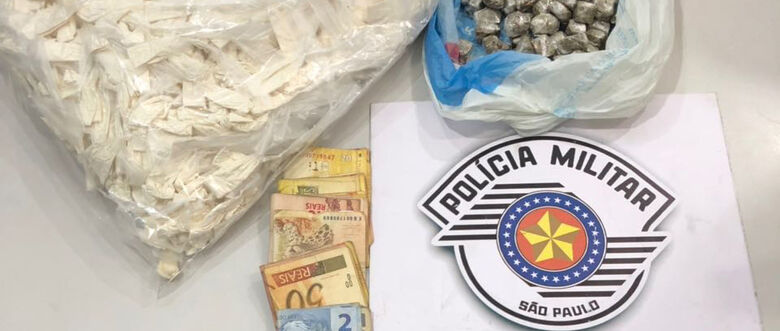 Drogas foram encontradas dentro de imóvel na Vila Gepina