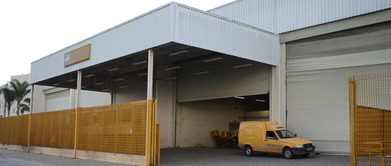 Correios têm dificuldade de entregar correspondências em meio à violência