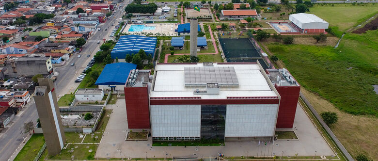 Sesi de Suzano recebeu investimento de R$ 43,3 milhões e atende 1.898 alunos nos ensinos Fundamental e Médio