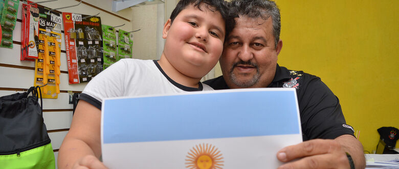 Maradona e Messi são fãs da seleção argentina em Suzano