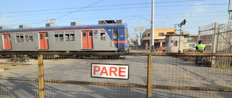 Trens circularão com velocidade reduzida entre as estações Braz Cubas e Jundiapeba