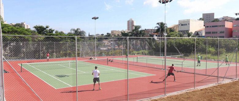 Mais informações sobre o Torneio de Duplas de Tênis do Parque da Cidade podem ser obtidas pelo telefone 4798-4087