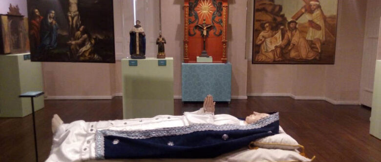 Mostra de Arte Sacra reúne itens de importância artística e histórica