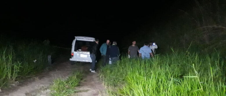 Corpo foi encontrado às margens de avenida em Guararema