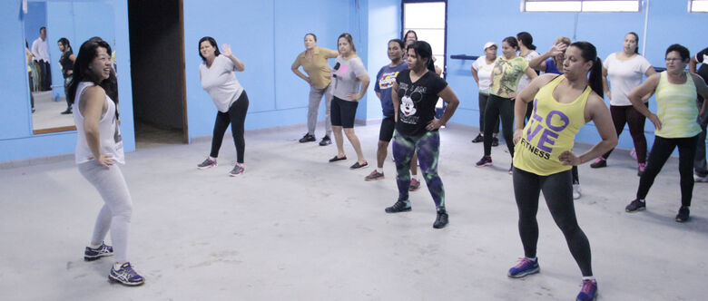 No espaço são realizadas aulas de atletismo, atletismo para pessoas com deficiência (PCD), academia ao ar livre, ginástica na academia ao ar livre, ginástica do Programa de Esporte e Lazer da Cidade (Pelc), zumba, Lian Gong, hidroginástica, caminhada, jiu