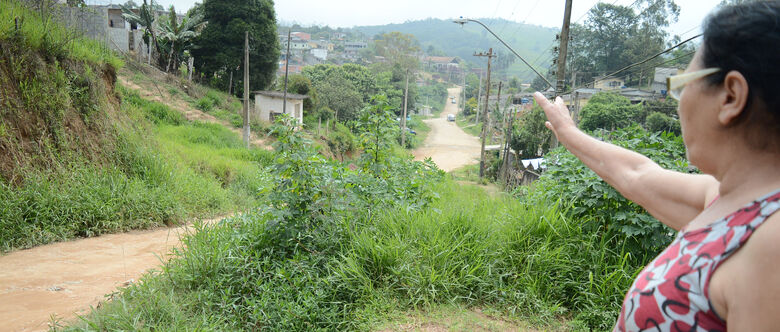 Moradores cobram providências