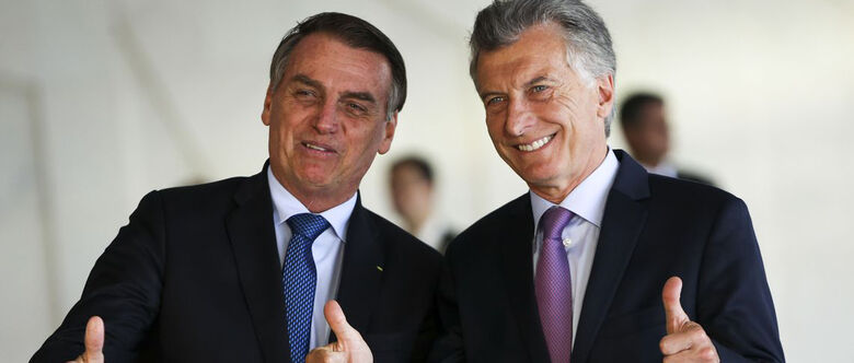 Bolsonaro diz a Macri que confia na modernização do Mercosul